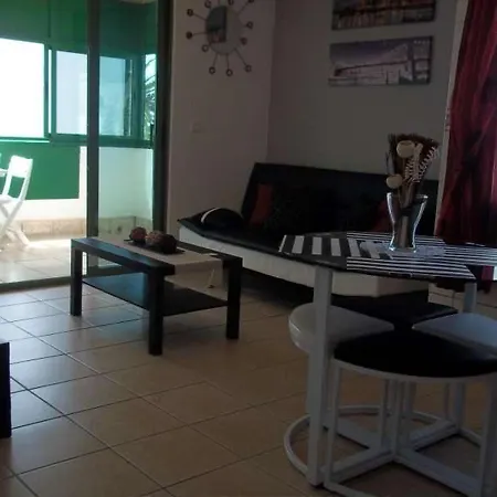Puerto Del Carmen Sleeps 2 Pool Wifi Апартаменты *